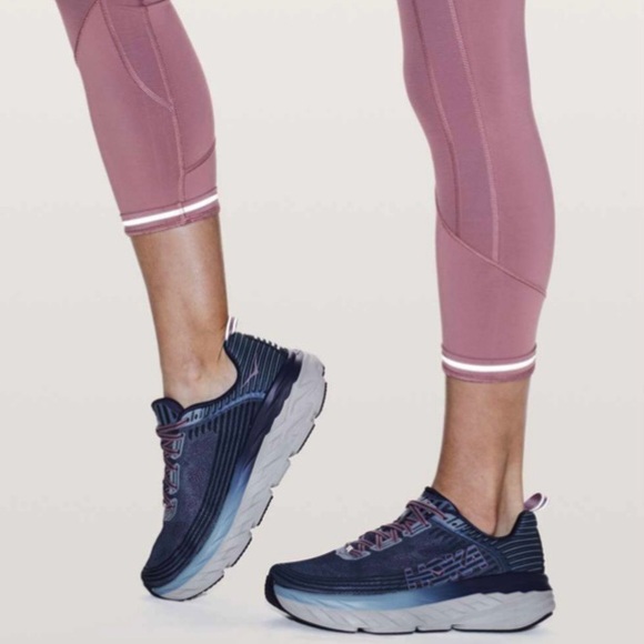 LULULEMON All The Right Places Crop II Figue Mauve Size 8 - Picture 4 of 16